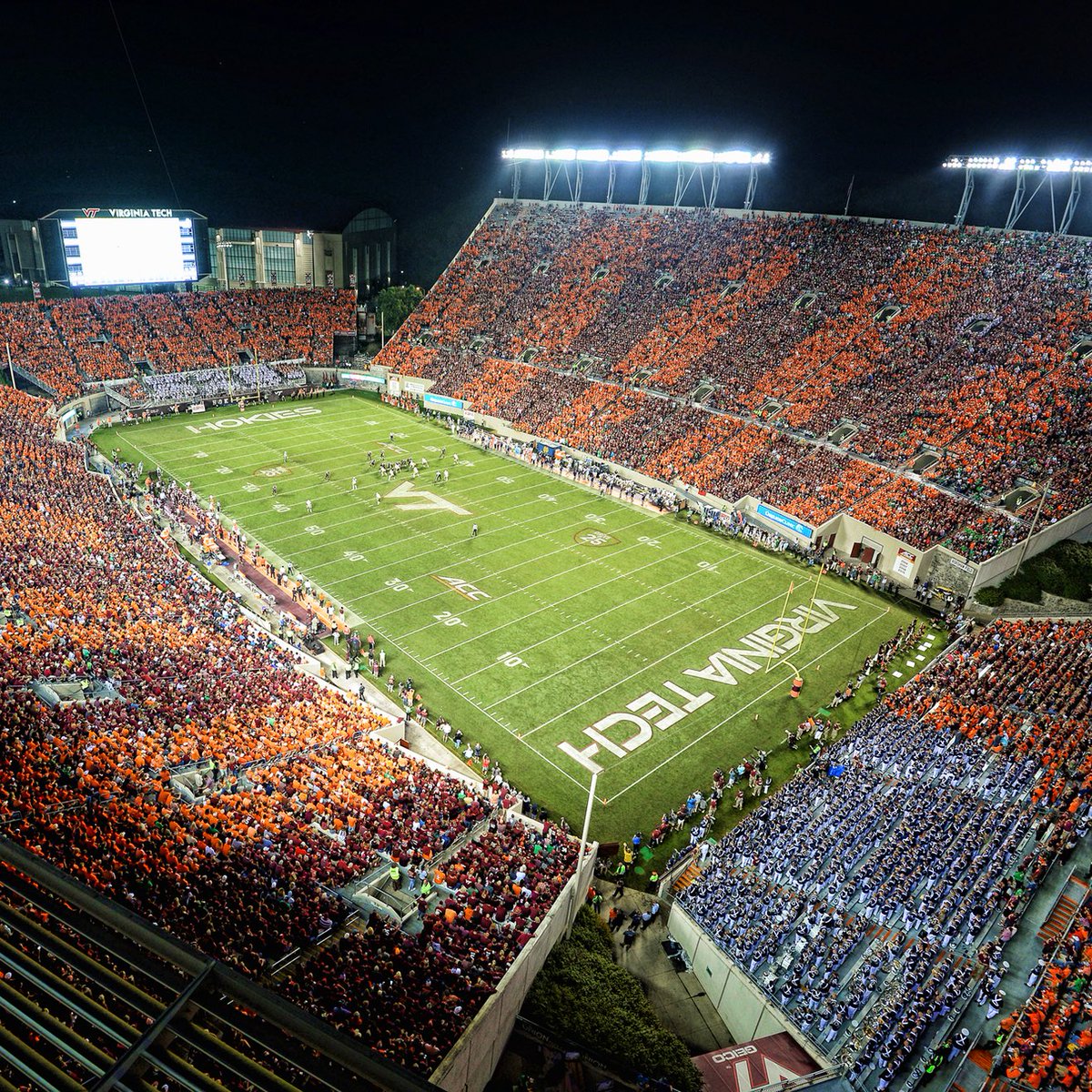 College Football Zone tweet media