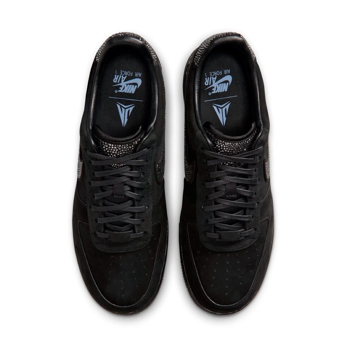 uptod4te's tweet photo. Swarovski x Nike x Ja Morant Air Force 1 Low LX “Black Silver”が現地時間2月13日より発売予定 ［IQ9772-001］【スワロフスキー ナイキ ジャ・モラント エアフォース1 AF1 ロー ブラック シルバー】
https://t.co/zTEjiYEP0Q https://t.co/N51xnKjPLC