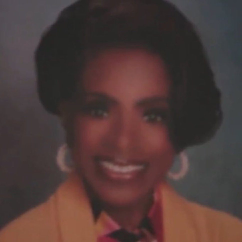 the one time i poop at work and we’re outta toilet paper