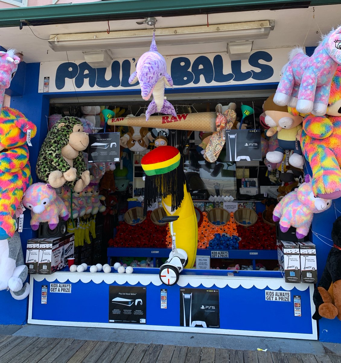 obligatraveler's tweet photo. No matter how you play, I hope you have fun. This week's #Top4Theme is #Top4Games - show your game pics - tag @obligatraveler
Musee Mecanique-San Francisco
Wildwood Boardwalk-New Jersey
Last game in the Coliseum-Oakland A's
Domino Park-Miami, FL https://t.co/OgWIZUkAB7