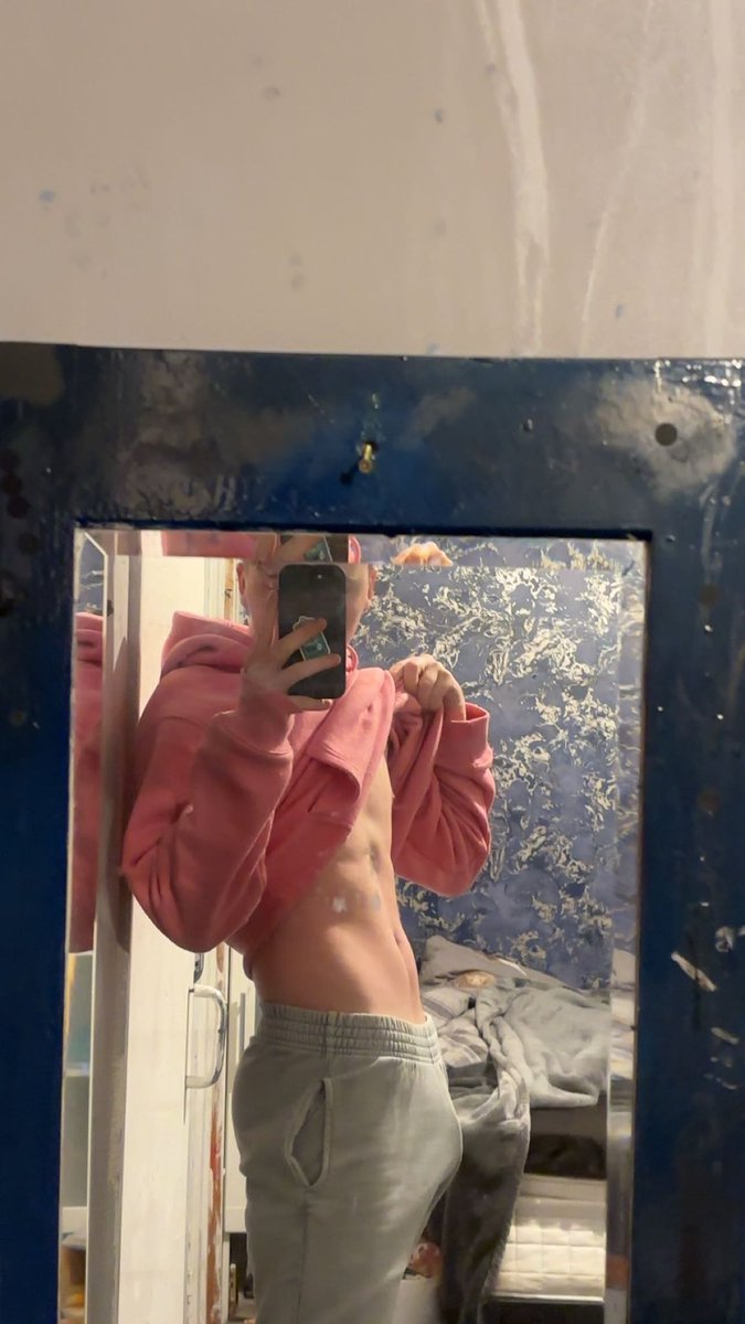 Andypandy602's tweet photo. Bet you can’t get me horny 💳 https://t.co/Wuv1cLHt6T