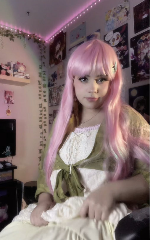 Pumpkin0Night's tweet photo. Last minute fluttershy cosplay 🦋
#fluttershy #fluttershycosplay #mlp #mlpcosplay #mylittlepony #cosplay https://t.co/nN94J4nzF7