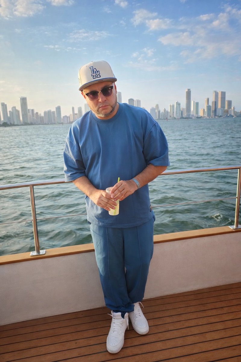 JOHN ZKIRLA tweet media