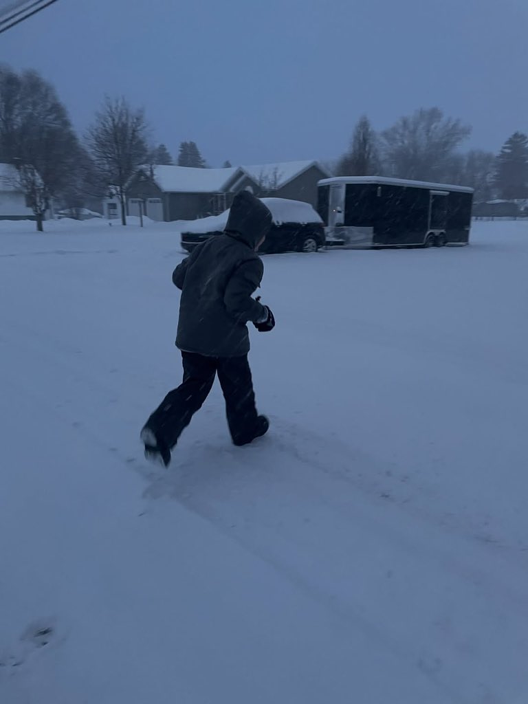 Mickayla VanBuren tweet media