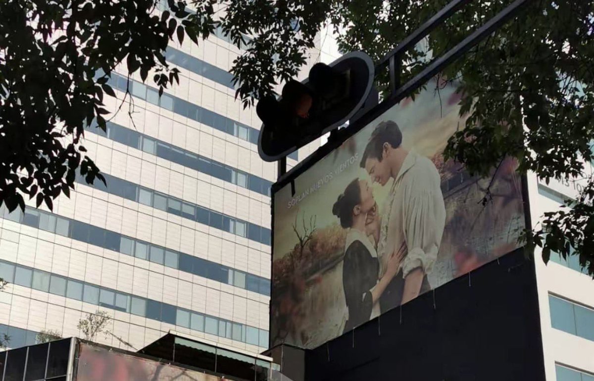 benophiewife's tweet image. ESSE É O POSTER MAIS ROMÂNTICO DA HISTÓRIA DESSA SÉRIE AAAAAAAAAAAAAAAAAA PQP