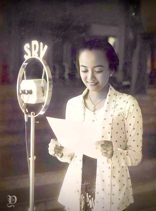 Dari beberapa nama tersebut yang berhasil ditaklukkan oleh Soekarno dan dijadikan istrinya, ada salah satu perempuan yang menolak ketertarikan dan cintanya Soekarno.

Meskipun Soekarno memiliki jabatan besar, terlihat gagah, cerdas, tampan, serta banyak relasi dalam dan luar