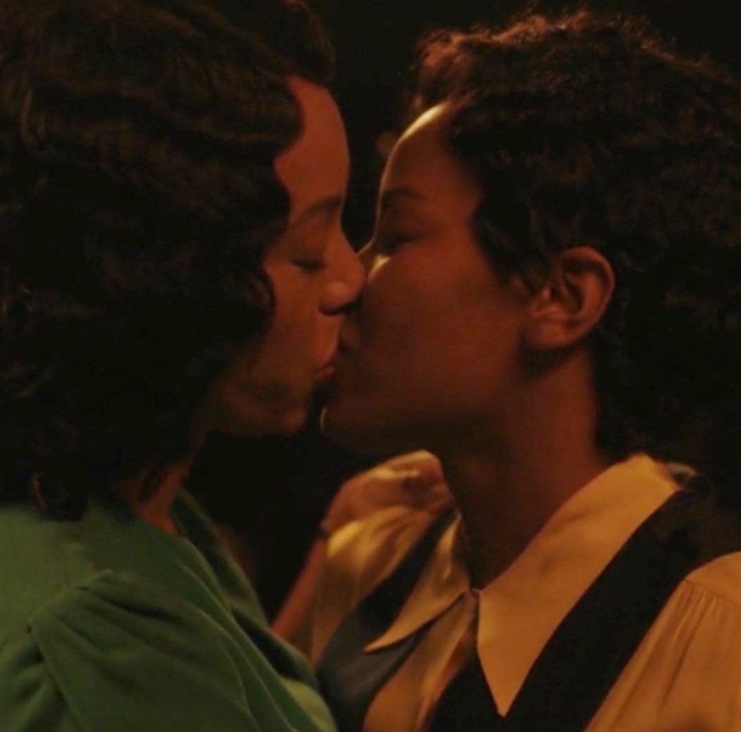 sapphics like: tweet media