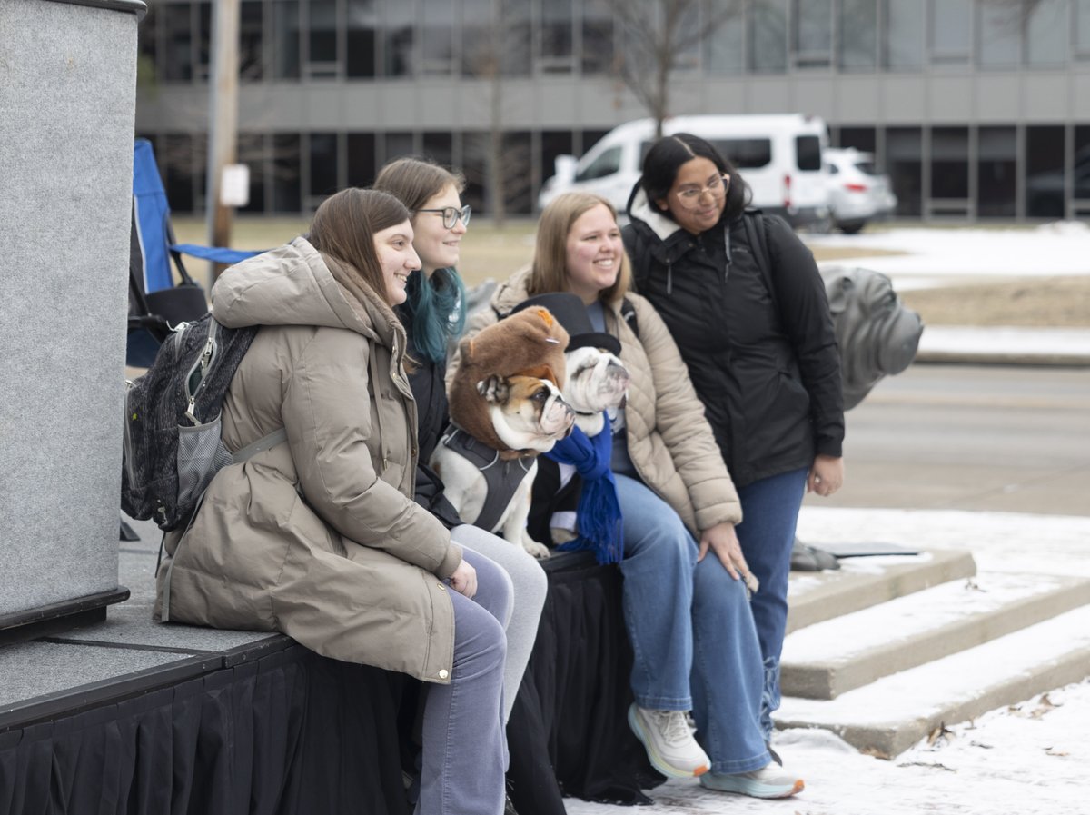 Drake University tweet media