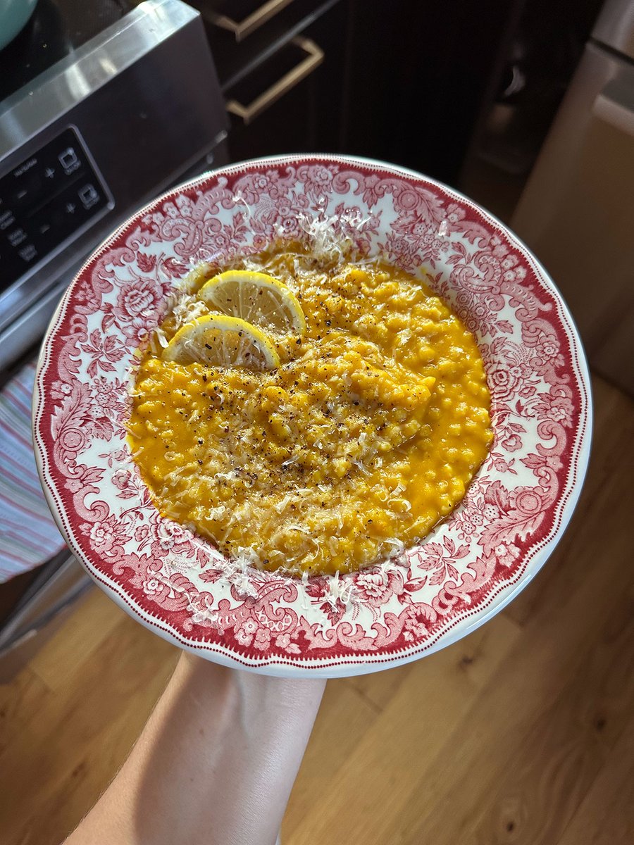 Sarah Bond | Live Eat Learn tweet media