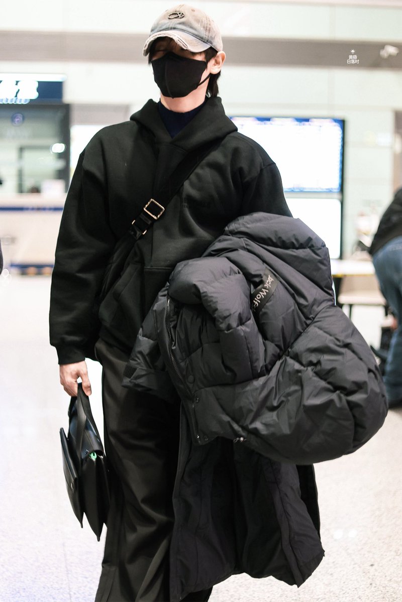 tip_p's tweet image. MORNING 03 NNINE 

Have a nice day! 🌷

เดินทางปลอดภัยครับ

#นายท่านกรชิต #高卿尘 
#GaoQingchen  #Nine
@naninenai99