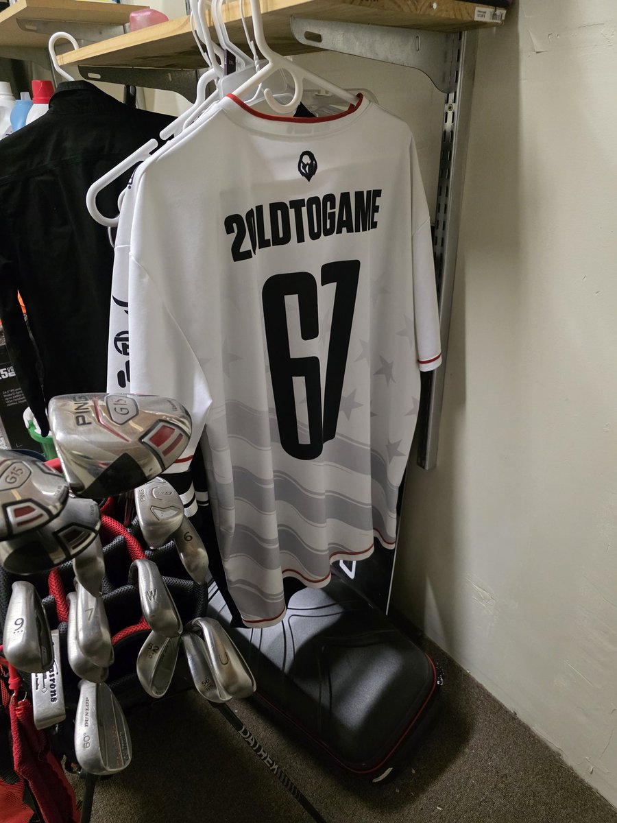 RG|2oldtogame tweet media