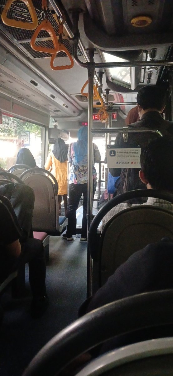 11RviaPIK's tweet photo. A couple weeks away from the beloved 11R, and suddenly its full!! Way to go, guys! The packed it becomes the better it will be for the environment! https://t.co/FoODtCAMUg