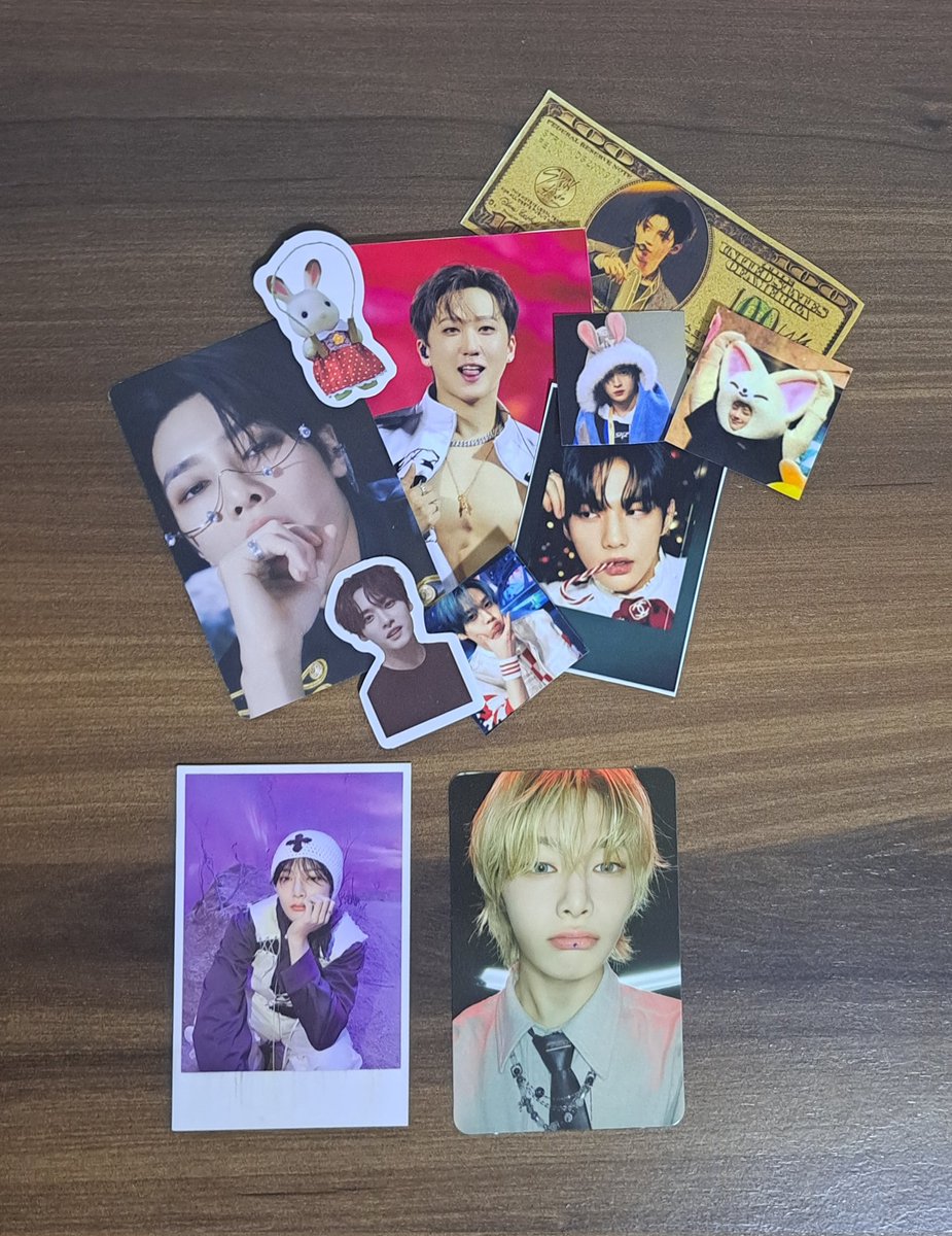 LizzieBrekker's tweet photo. Feedback mega positivo para @jknow01_  Os cards vieram bem protegidos e com muitos brindes💕 https://t.co/446k6iWNxh
