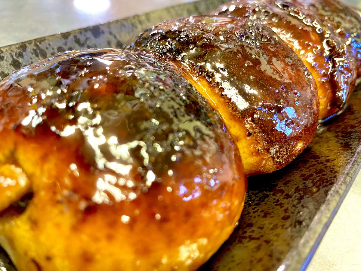 2月3日(火)節分👹🫘おはよう御座います♪
早いものでもう節分❗️
昔みたいに『鬼は〜そと』って豆撒きする家庭も減少してますよね
ウチも恵方巻きぐらいなもんで…
伝統行事継承と教育の意味もかねて今年から豆撒きしよう🫘
『鬼嫁は〜そと！』
オレが追い出されるからやめとこ💦
#11時オープン