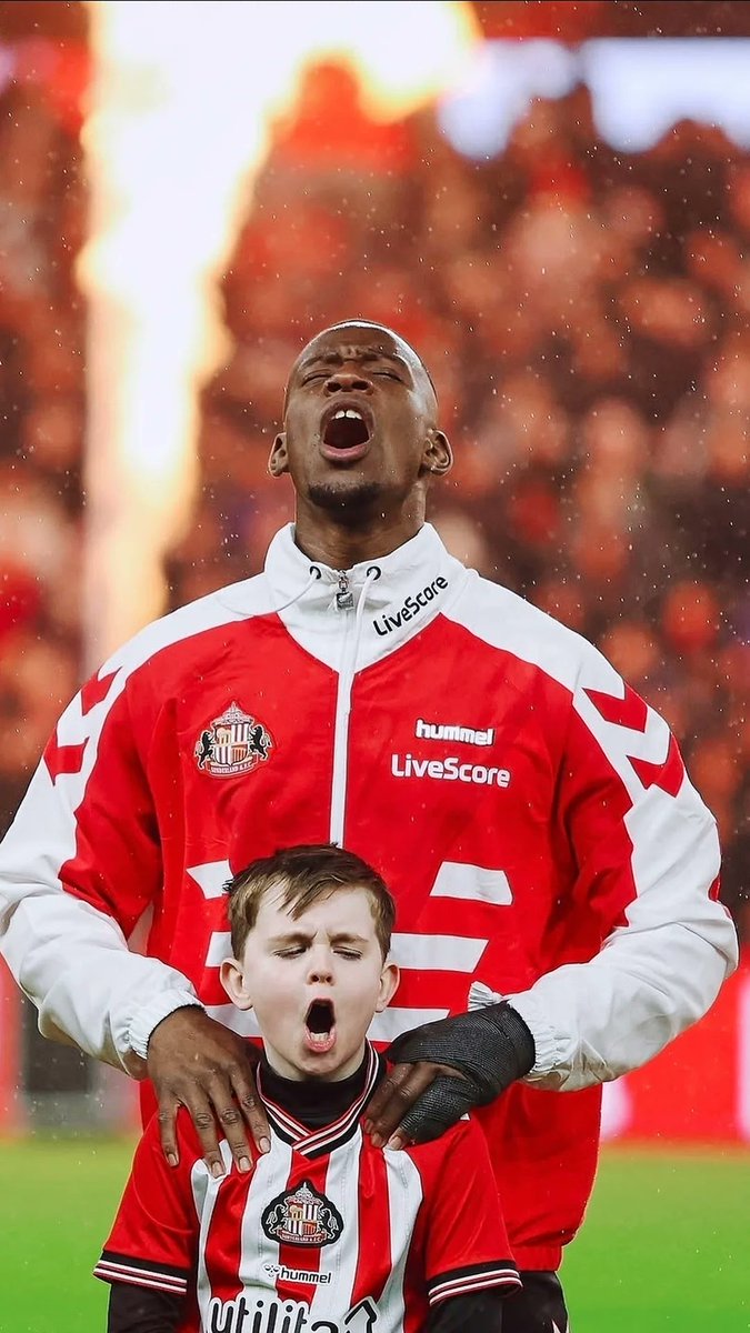 MartinSwinney73's tweet photo. @NordiMukiele . A true fans Favourite. @SunderlandAFC #passion #safc #sunderlandafc https://t.co/ucotOs8Mjb