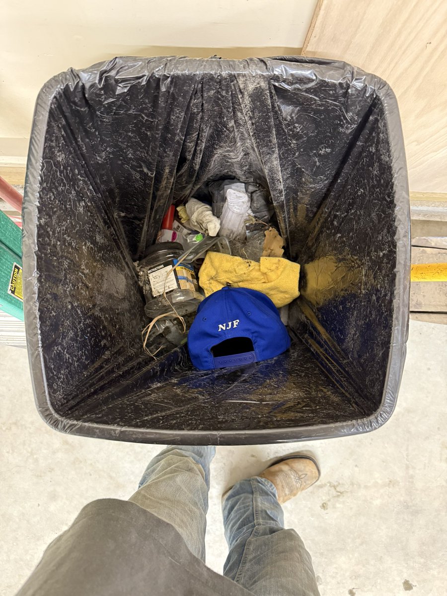 ampstaker.base.eth tweet media