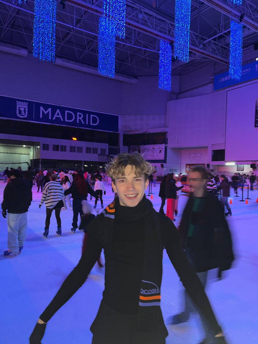 левославие 🏳️‍⚧️ tweet media