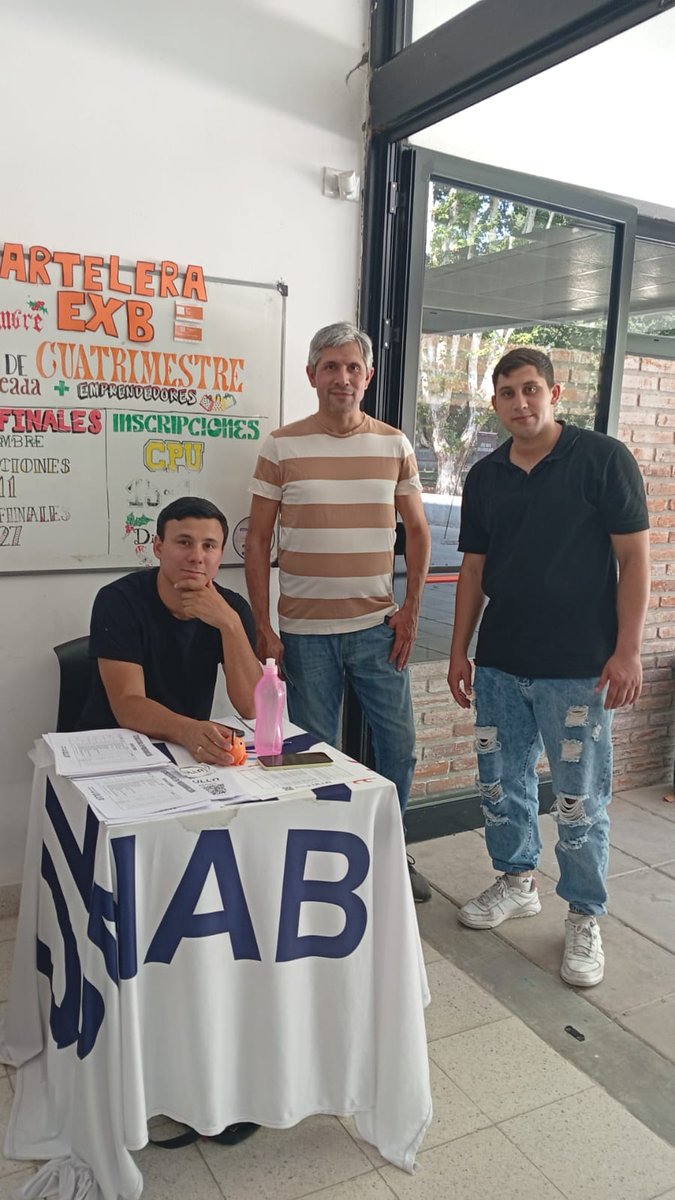 mazzo_francisco's tweet photo. Dando la Batalla dentro de la UNAB!

TMAP🛡️ https://t.co/Kko1oaMHR5