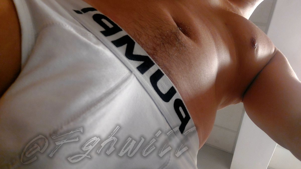 FghWill's tweet image. 天氣好冷怎麼辦

#持續販售原味中 #歡淫預約