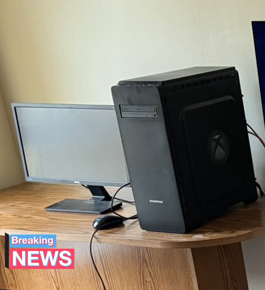 Jamessmokeeee's tweet photo. 🚨BREAKING NEWS🚨

‼️This just in from @DiRRec_Gaming_ we have the first look at the “Xbox Magnus” ‼️

Industry leaders say “it will change gaming forever, even Gamepass peasants will be shocked” 

Phil Spencer unfortunately had nothing to say https://t.co/F6IQCaTgaz