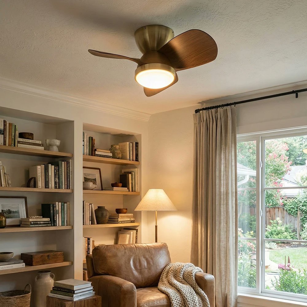 leizhang598998's tweet image. 🤍 The ultimate in pure aesthetics. Miroter fan lights bring tranquility and comfort back to the bedroom.
.
#CeilingFanLight #lightcannon #SilentCeilingFan #SuitableForDesignsWithoutACentralLightFixture
.
vidirlighting.com/collections/al…