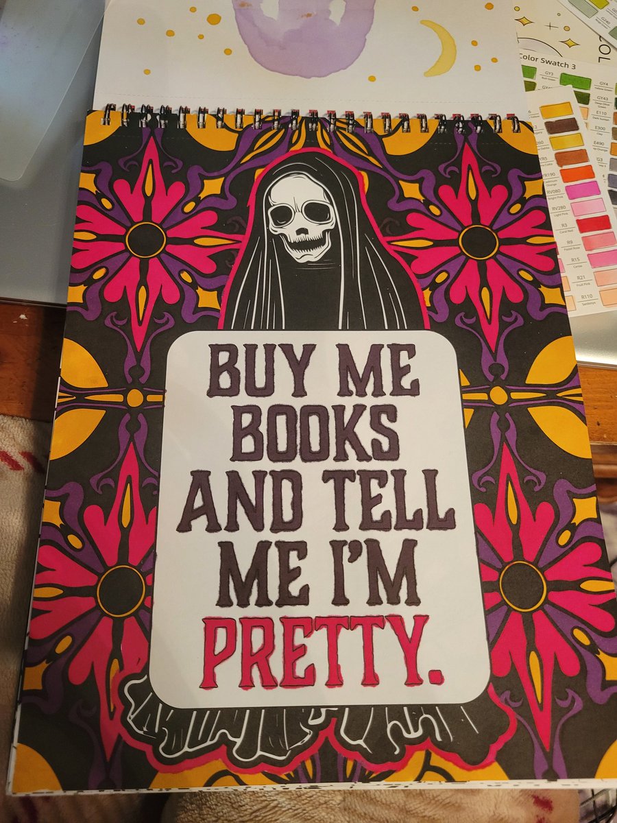 Me telling my bf 🤭💀 

#BookTwitter #gothic