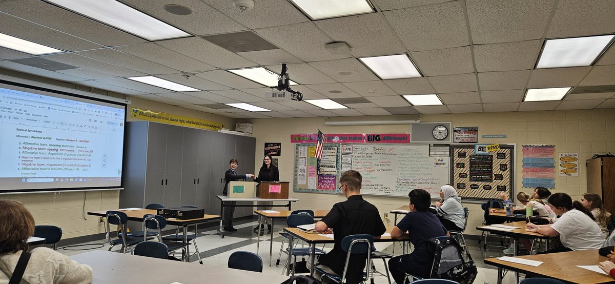 MPS_Kiewit's tweet photo. 7th HAL ELA using critical thinking skills to debate issues in the novel The Outsiders by S.E. Hinton. Looking sharp and ready to battle! #Proud2bMPS @MPS_HAL https://t.co/VMogDZA0Hm