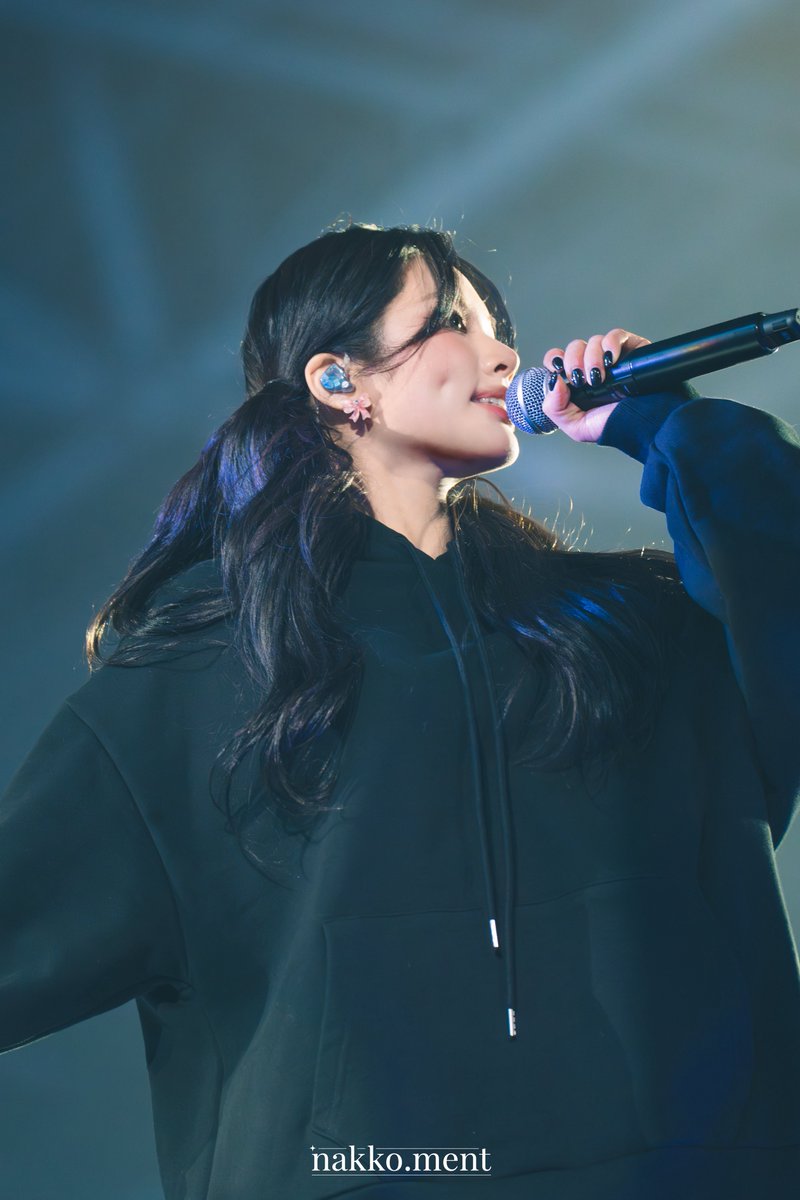 nakkoment's tweet image. 이번 3일 박지원 매드무비 그 자체였어
260130 나우투모로우 지원 HQ
#fromis_9 #프로미스나인 #박지원