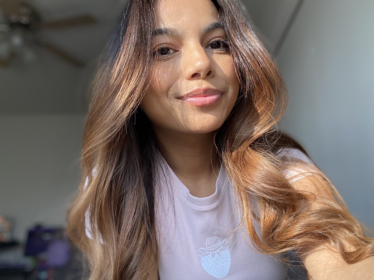 мααя tweet media