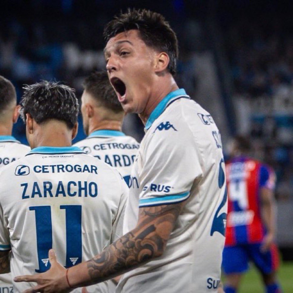 ElMichalito's tweet photo. Las PELOTAS LLENAS me tienen Colombo y Solari, 1 acierto TREINTA ERRORES por partido, harto estoy de que nos metan goles por errores defensivos de Colombo y no metamos porque Solari decidió mal en 50 jugadas https://t.co/IecCRoMNyi