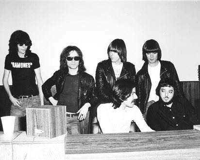 RamonesOfficial's tweet photo. Starting the sessions that would change it all. 

February 2, 1976 at Plaza Sound in NYC.  Photos by Danny Fields https://t.co/txVZ9kCfGU