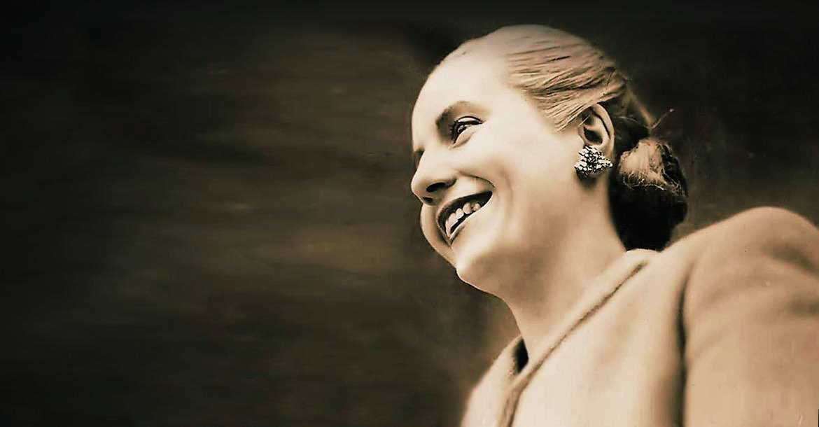 "Yo soy y me siento cristiana. Soy católica, pero no comprendo que la religión de cristo sea compatible con la oligarquía y el privilegio."

Evita 🇦🇷