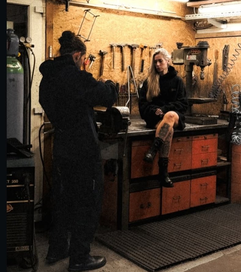 Just like old times Dakota.  <a href="/WinstonFire/">Dakota Winston</a>