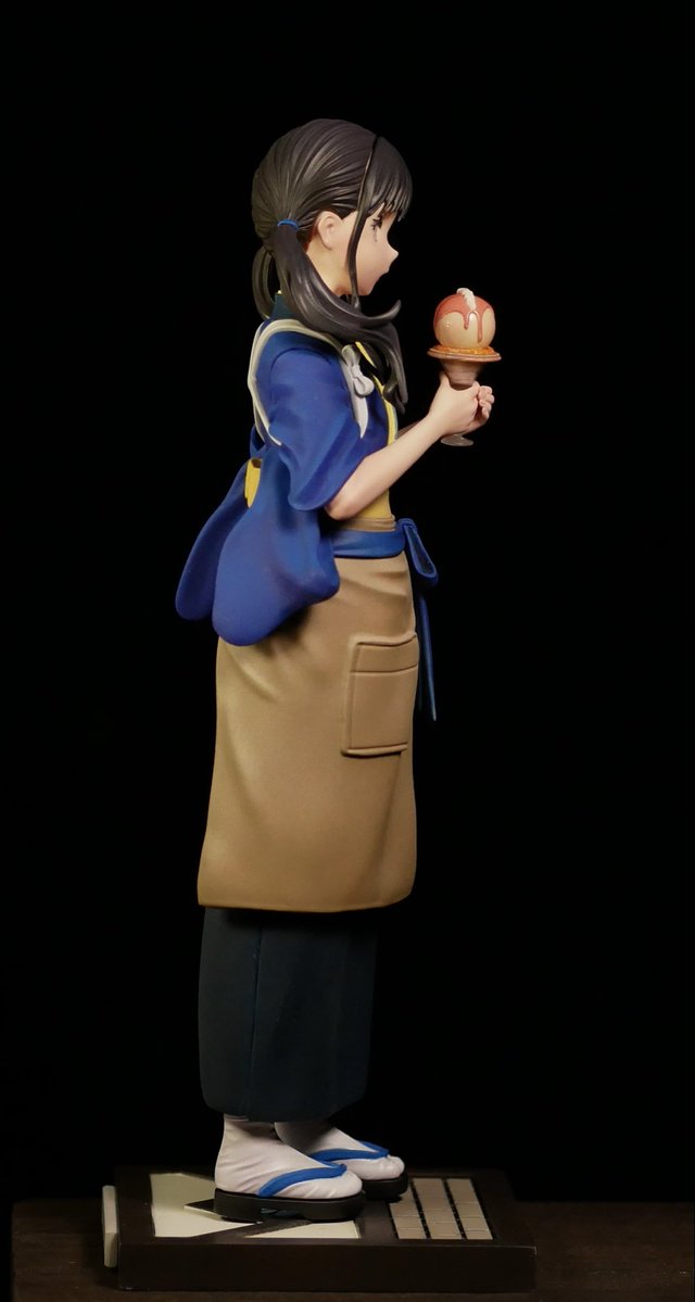 写真撮りました

「リコリス・リコイル」  
たきなの桃パフェ

全高約210mm
未組み立て未塗装の3Dプリンタ出力品ガレージキット(resioneレジン使用)

2月8日のワンフェスで展示販売します
＃WF2026W ＃リコリコ