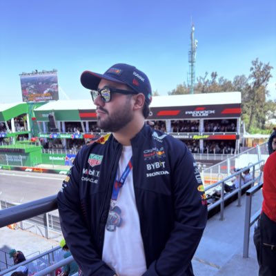 raullemo's tweet photo. #NuevaFotoDePerfil https://t.co/vOlLzPiq17