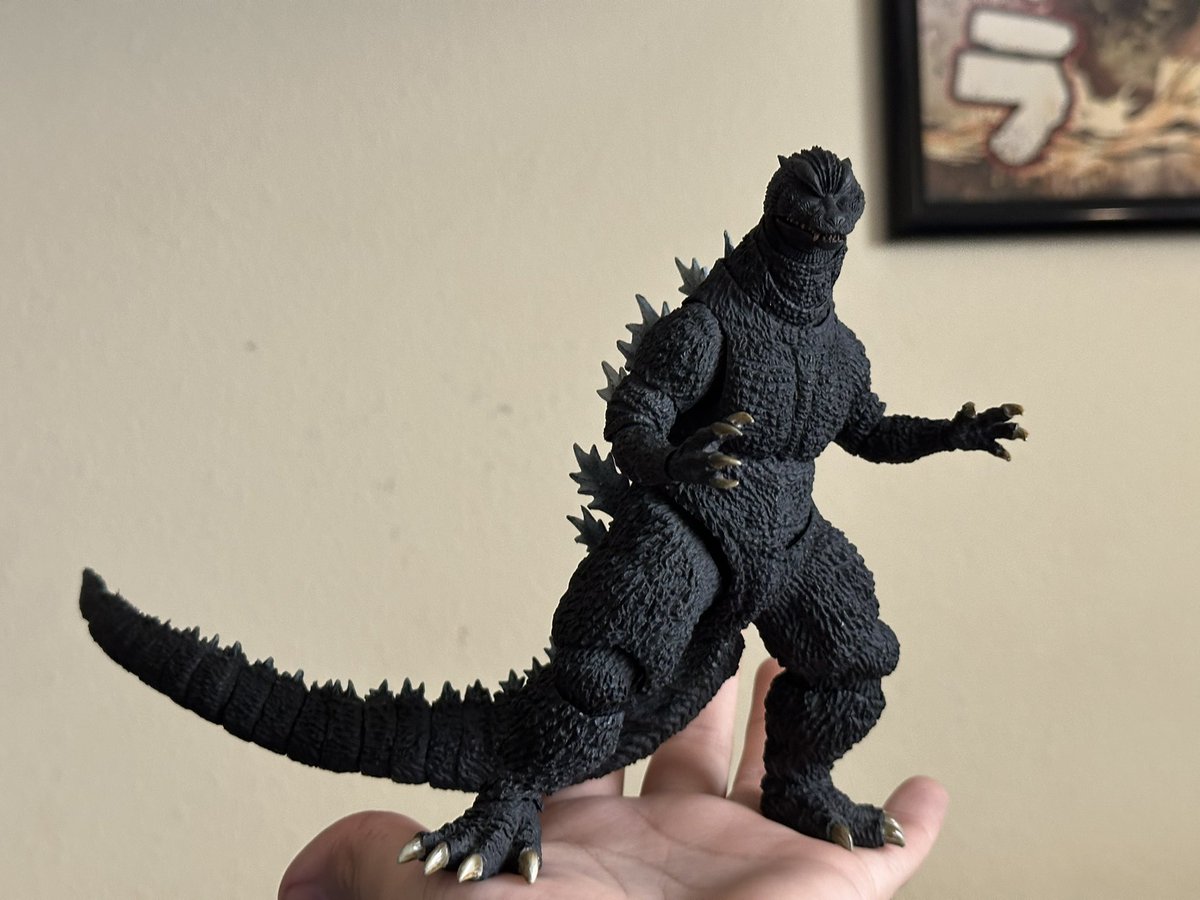 Godzilla154 tweet media