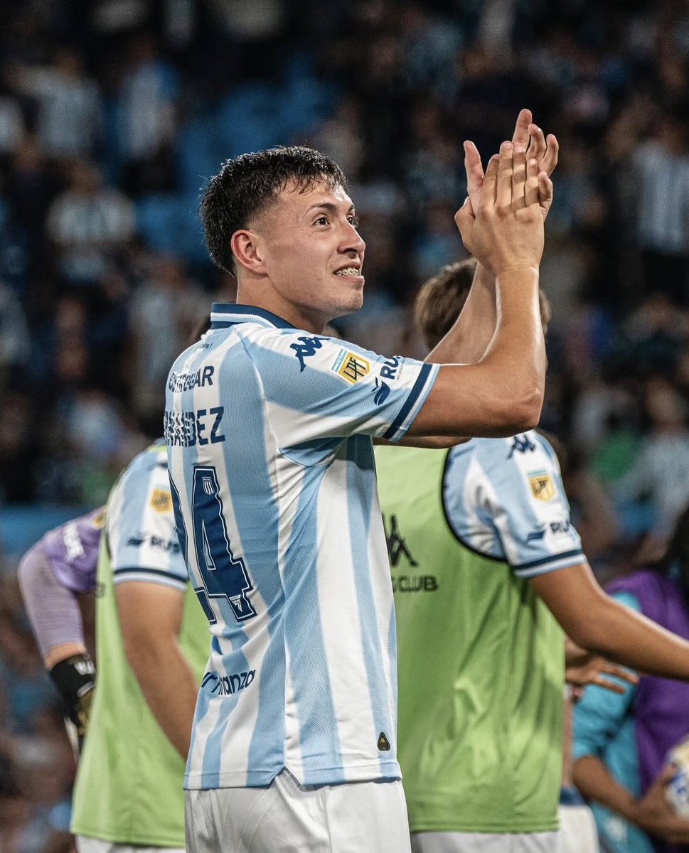 D10sRacinguista's tweet image. Pero te extraño
Mi amor te extraño