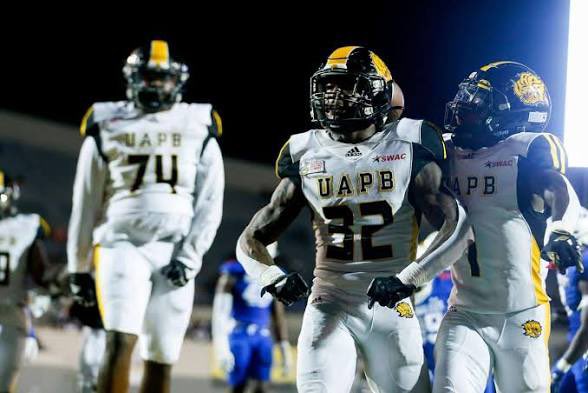 Carmelo Brown † tweet media