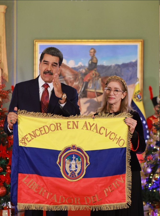 Por falta de pruebas posponen la audiencia del Presidente Nicolás Maduro y Cilia Flores, el caso de la Fiscalía se derrumba, no tienen evidencias para acusar a Nicolás Maduro, ya admitieron que no existe el Cartel de los Soles...