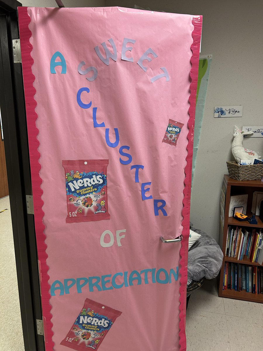 counselor_bates's tweet photo. It was an amazing start to School Counselor Appreciation Week!!!! Thank you to my Spence Family for making me feel special 💕 I am so very blessed 🫶🏽@Spence_AISD @DrKAuguste https://t.co/Tgv3Qhx4Ek