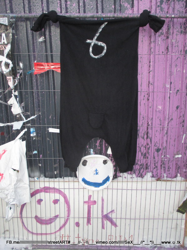 keySstroke's tweet photo. 𒀱 #streetART #graffiti #ARTgift #rabbitcostume ☺#idn⁶ #𒀱
☺content:
#ALTcode 1-31 → symbols → https://t.co/UnHIvHwLPL⁶←
ALT + numpad1 → ☺
ALT + 3 ♥
7 •
11 ♂ 12 ♀
13 ♪ 14 ♫
16►17◄ 4 directions
25 ↓ " "
26 →
27←
31▼
⁶#internationalizedDomainName https://t.co/wdqQhhFl8V