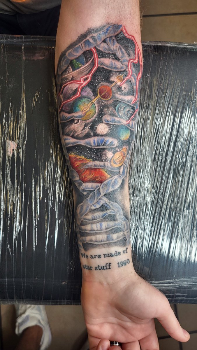 shadow_tyrael's tweet photo. @PhysInHistory Love my tattoo based on this quote https://t.co/EzdTLy08LI