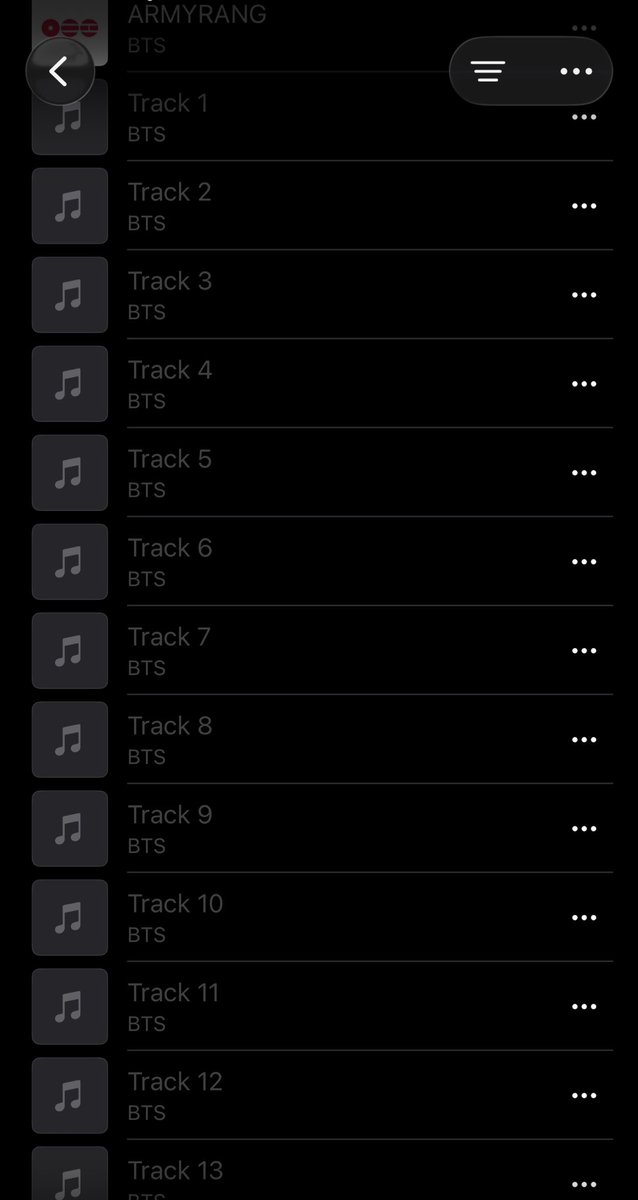 780613's tweet image. the lack of visual context on anything is actually sending me