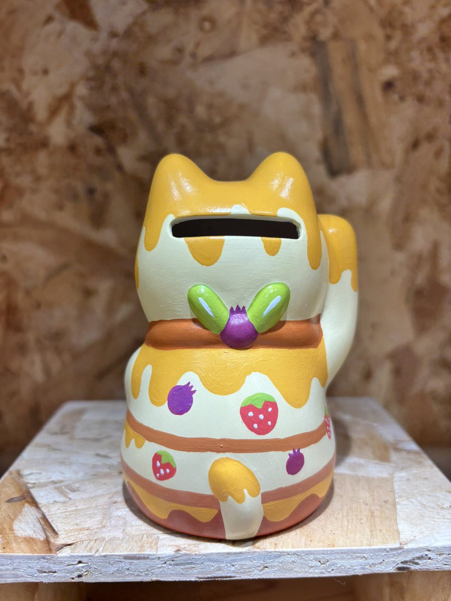 招き猫100体展」の作品紹介をいたします🐈‍⬛✨ カワセミント