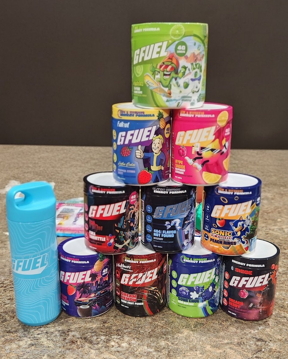 Big care package from the <a href="/RegimentGG/">REGIMENT 🇺🇸</a> 12 days of giving!

Look at all the <a href="/GFuelEnergy/">G FUEL®</a>!

Thanks to GFuel and Regiment!