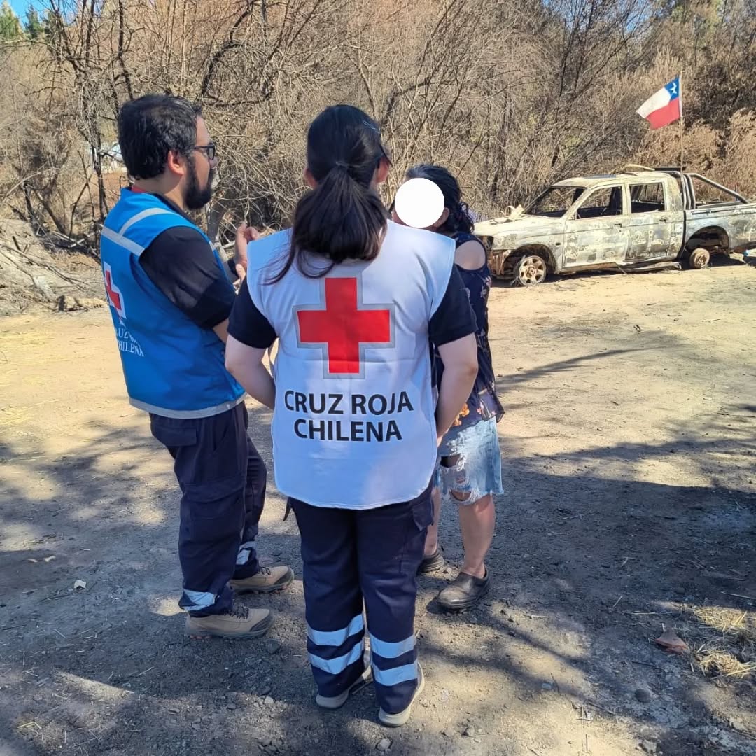 CruzRojaConce's tweet photo. El miércoles 28 de enero fuimos a los sectores de Puente San Antonio, El Petril, Puente Victoria y Pocollay, para entregar kits de higiene a familias damnificadas y realizar un catastro para coordinar apoyo, junto con brindar acompañamiento a la comunidad. https://t.co/1n1IW1vBqa