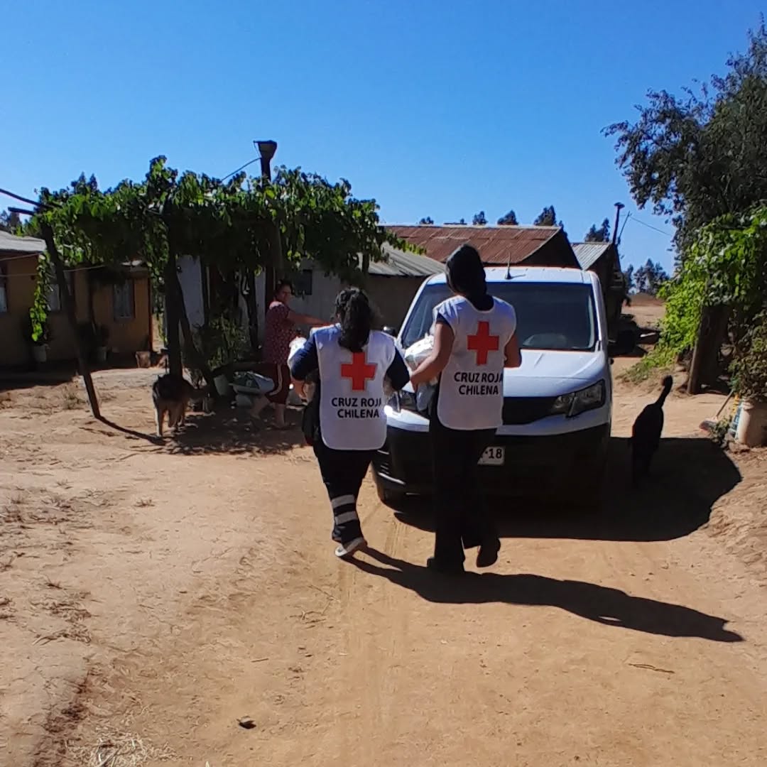 CruzRojaConce's tweet photo. El miércoles 28 de enero fuimos a los sectores de Puente San Antonio, El Petril, Puente Victoria y Pocollay, para entregar kits de higiene a familias damnificadas y realizar un catastro para coordinar apoyo, junto con brindar acompañamiento a la comunidad. https://t.co/1n1IW1vBqa