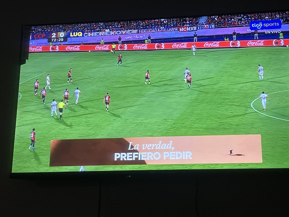eliasmonges's tweet photo. @Danymacica  como es posible que los jugadores solo caminen, en los 3 partidos fueron superados en intensidad. Los 11 defienden en ese punto cada partido. Una lástima es verlos jugar así . Funcionamiento 0 https://t.co/OoLlG5uk8U