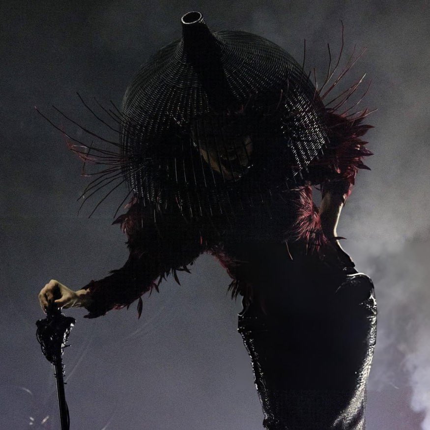 ⋆⭒˚ᶠᵃⁿ she thinks her piss is wine ⋆⭒˚ tweet media