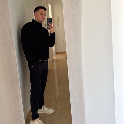 CutillasGabriel's tweet photo. #NuevaFotoDePerfil https://t.co/HY4QTPstqC